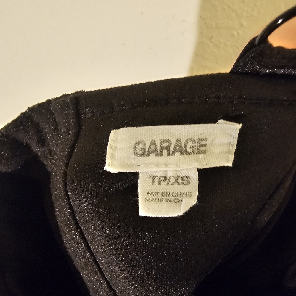Garage Bustier - Picture 3 of 5